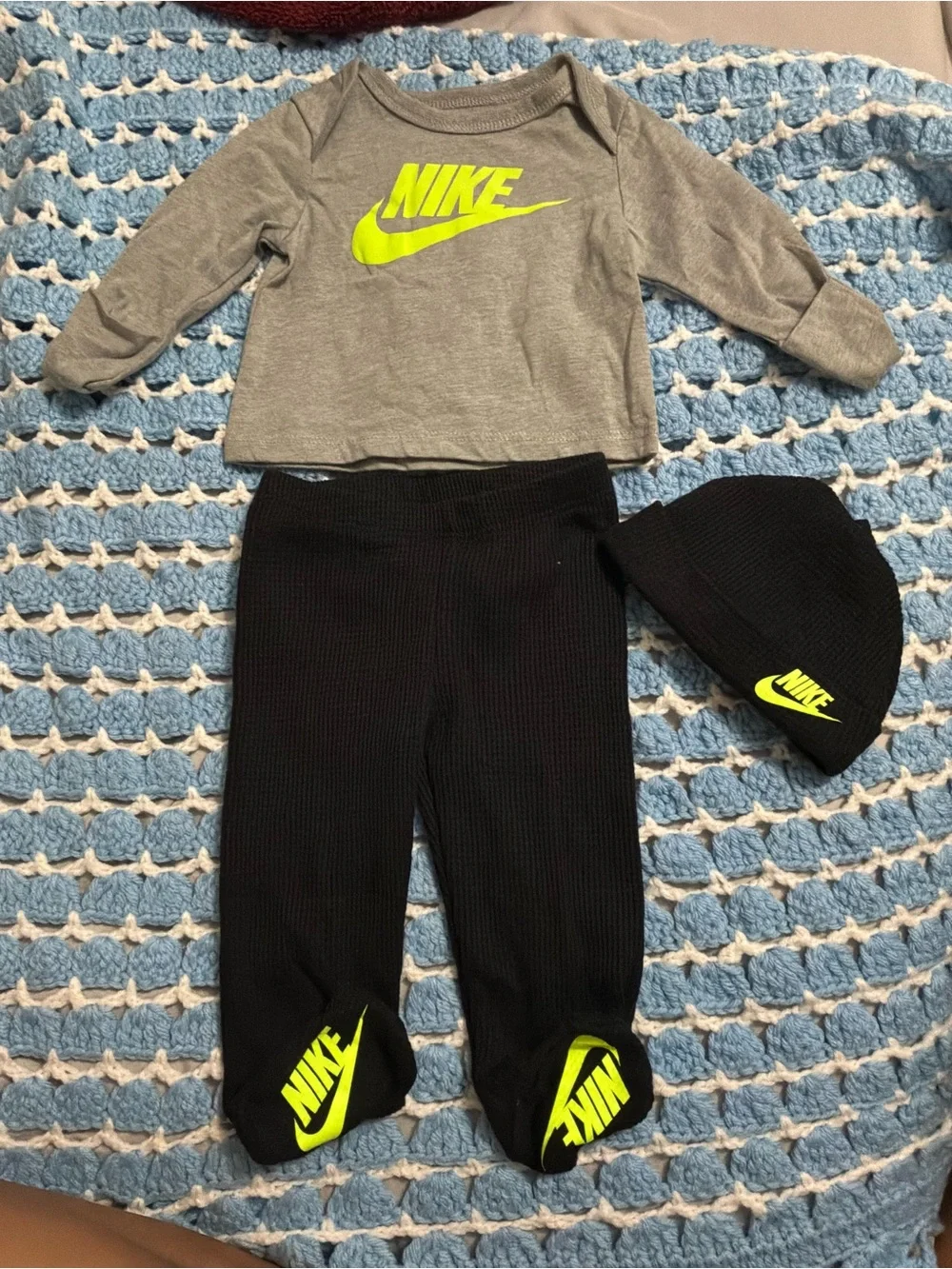 Nike Gray Top & Black Bottoms Baby Set with Neon Logo